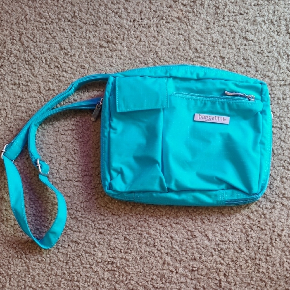 Baggallini Teal Crossbody Bag
